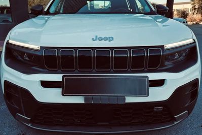 Jeep Avenger LONGITUDE 1.2 T3 mHEV FWD eDCT6
