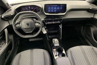 Peugeot 2008 ALLURE 1.2 mHEV e-DCS6