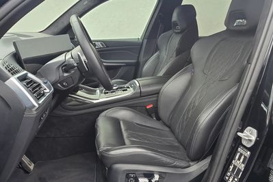 BMW X7 M60i xDrive
