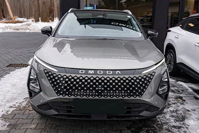 Omoda 5 1.5 T-GDI Hybrid Premium DHT