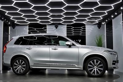 Volvo XC90 T8 AWD Plug-In Hybrid Inscription 7os aut