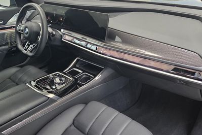 BMW Seria 7 740d xDrive M Sport