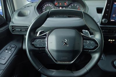 Peugeot Partner Van L2H1 AT