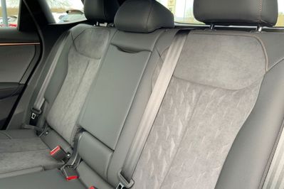 Cupra Terramar Advantage Edition DCC 1.5 eTSI mHEV DSG