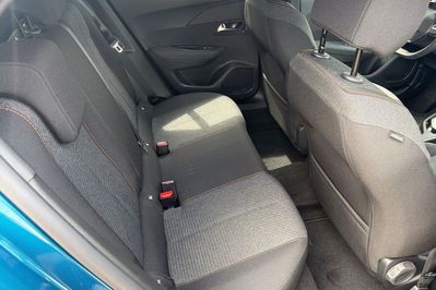 Peugeot 2008 Business e-DCS6 1.2 PureTech mHEV