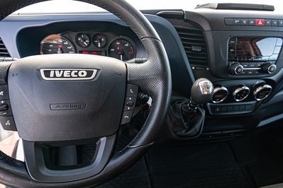 Iveco Daily 35S18 Zabudowa 10EP