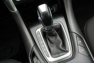Ford Mondeo 2.0 Hybrid Trend