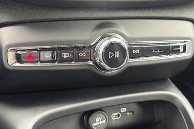 Volvo XC40 B3 Essential