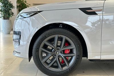 Land Rover Range Rover Sport P460e Dynamic SE
