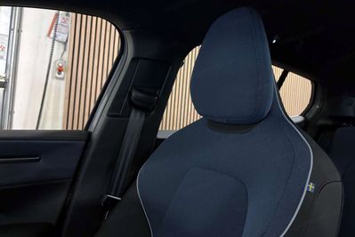 Volvo EX30 Single Motor Extended Range Plus