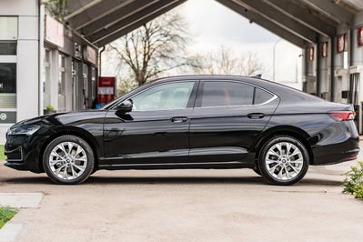 Skoda Superb Drive 2.0 TSI DSG