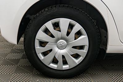 Toyota Yaris Active