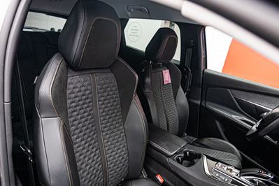 Peugeot 3008 1.6 PureTech Hybrid PHEV Allure