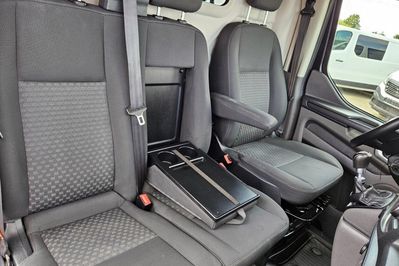 Ford Transit Custom L2H1 Zabudowa warsztatowa