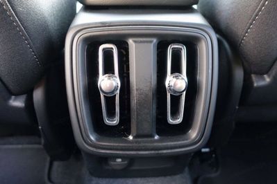 Volvo XC40 B4 Plus Black Edition