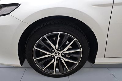 Toyota Camry 2.5 Hybrid Prestige