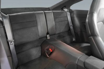 Porsche 911 Carrera 4 GTS