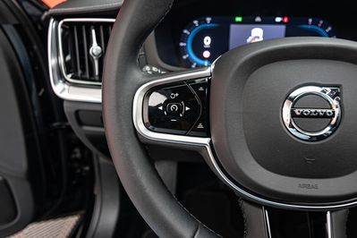 Volvo S60 B5 AWD Ultimate Dark aut