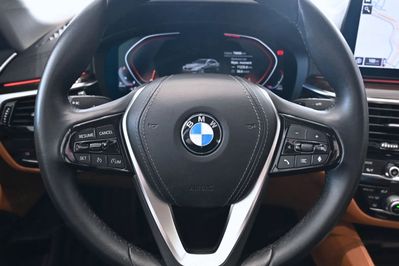 BMW Seria 5 540d xDrive mHEV Luxury Line aut