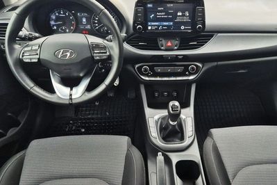 Hyundai i30 1.5 T-GDI Modern