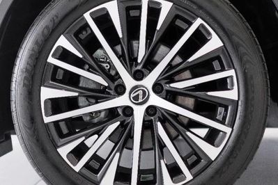 Lexus RZ 450e Omotenashi DIRECT4