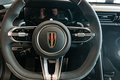 Hongqi H6 2.0T Deluxe DSG