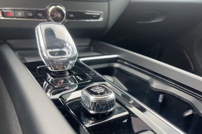 Volvo XC60 B5 B AWD Plus Bright