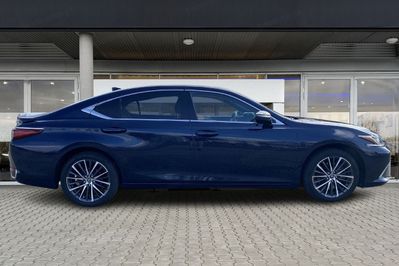 Lexus ES 300h Business Edition