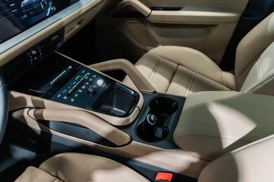 Porsche Cayenne Coupe S