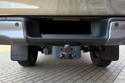 Toyota HiLux Double Cab Invincible