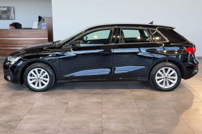 Audi A3 35 TFSI mHEV S tronic