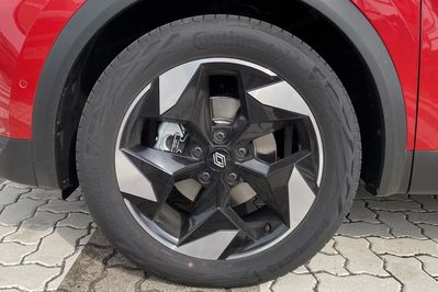 Renault Captur Techno 1.8 E-TECH Full Hybrid