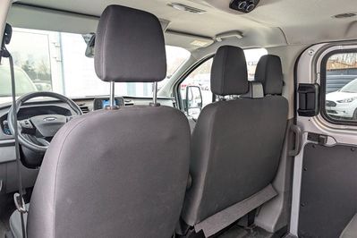 Ford Transit Custom L2H1 AT