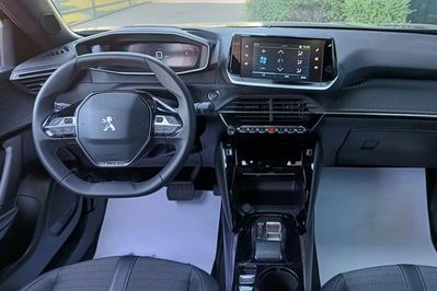 Peugeot 2008 Allure Pack