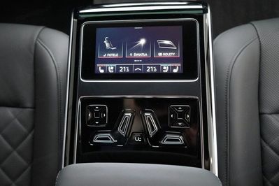 Audi A8 L 60 TFSI e quattro Tiptr.