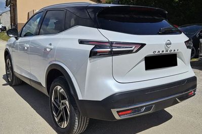 Nissan Qashqai N-Connecta Xtronic 1.3 DIG-T mHEV