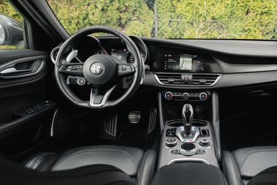 Alfa Romeo Giulia 2.0 Turbo Veloce Q4 aut