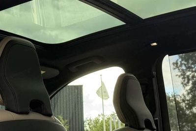 Volvo XC90 T8 AWD Ultra Bright
