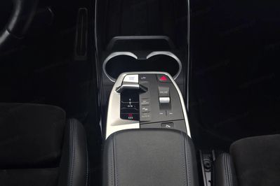 BMW iX1 eDrive20 66.5kWh M Sport