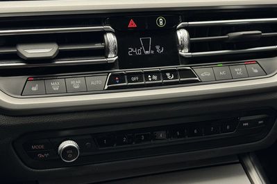 BMW Seria 3 318i aut