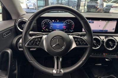 Mercedes CLA 200 mHEV 7G-DCT