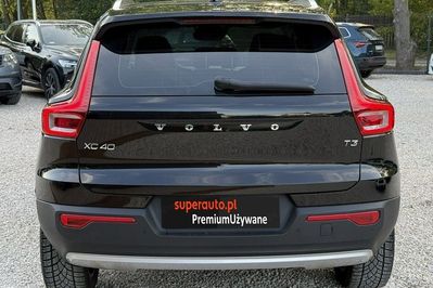 Volvo XC40 T3 Momentum Pro