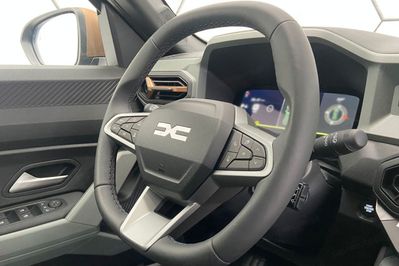 Dacia Bigster Extreme 1.8 Full Hybrid