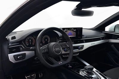 Audi A5 40 TFSI mHEV quattro S Line S tronic