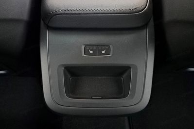 Volvo XC60 B5 B AWD Plus Dark aut