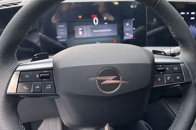 Opel Astra Ultimate 1.2 Turbo  eDCT6  mHEV