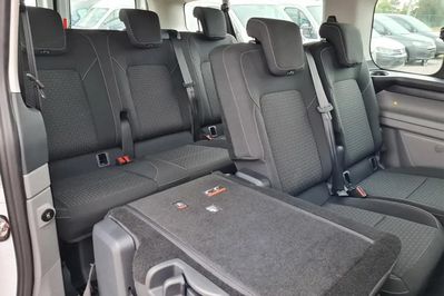 Ford Transit Custom Kombi M1 320 L2H1 Trend