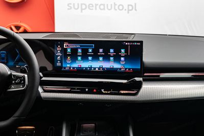 BMW Seria 5 Touring 520d xDrive M Sport