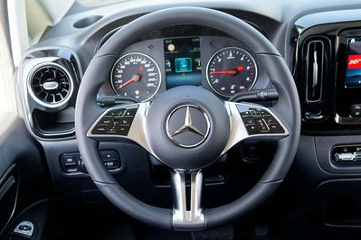 Mercedes Vito 116 CDI Pro Długi 9G-Tronic