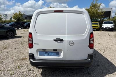 Opel Combo Van Cargo L2H1 EAT8